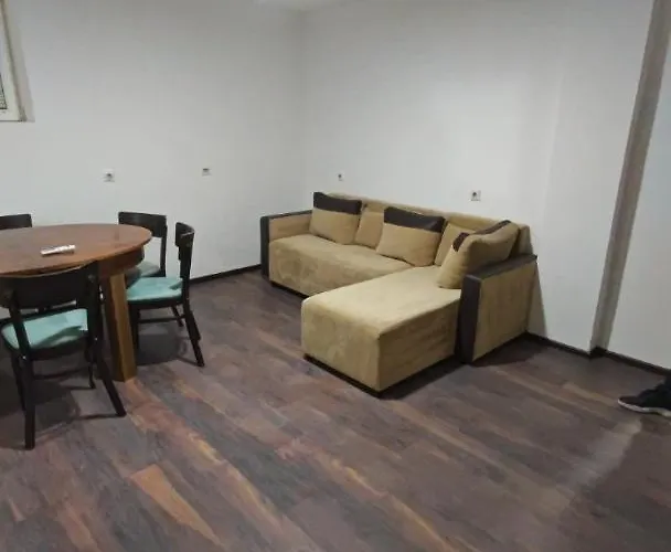 Cica 1 Apartamento